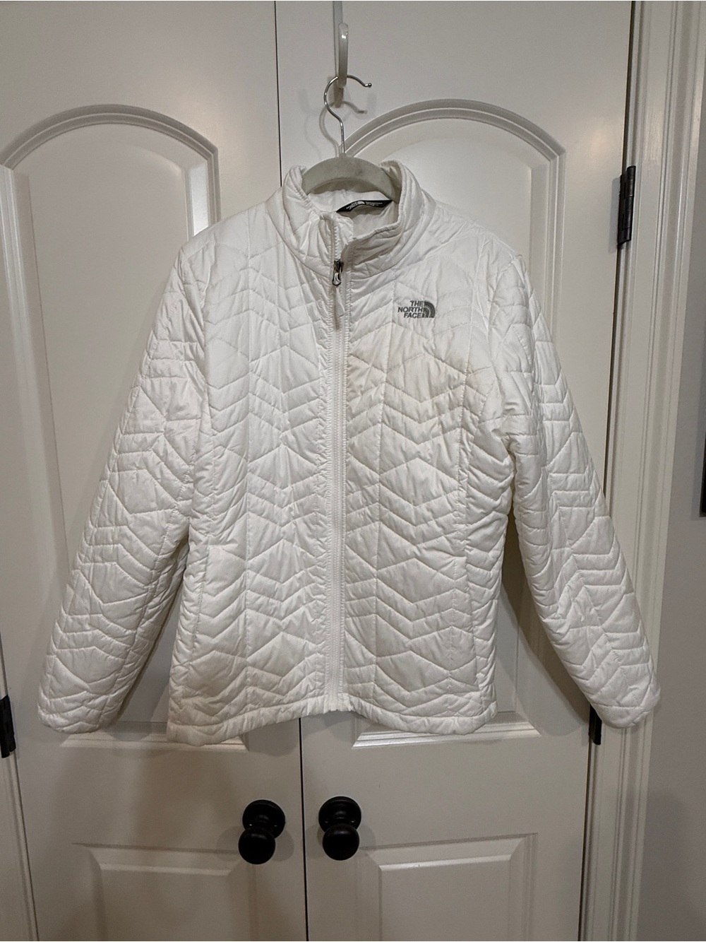 The North Face Women's White Quilted Puffer Jacket XL